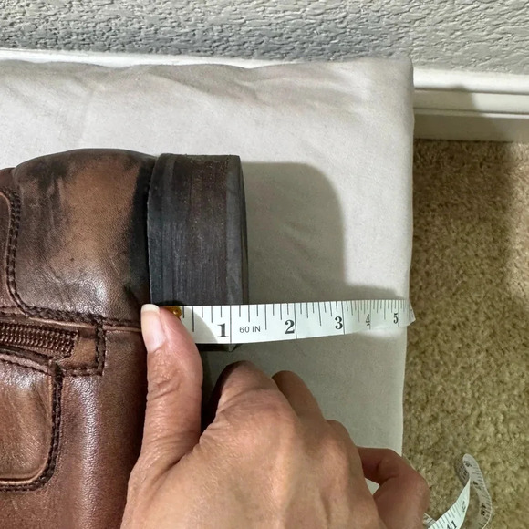 Arturo Chiang WomenTall Riding Boots Pull-On Brown Leather Distressed Side Zip 8 - Picture 11 of 12